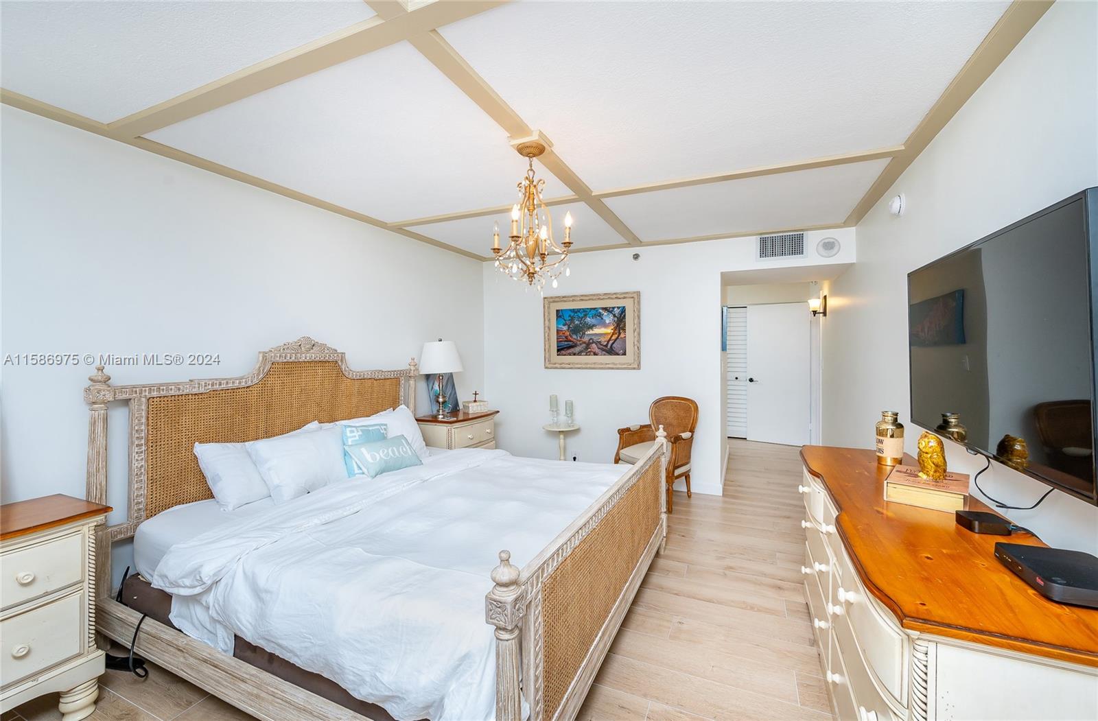 170 Ocean Lane Dr # 601