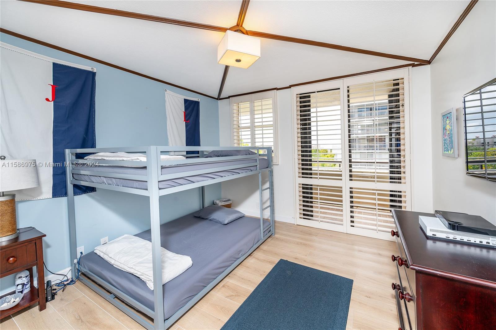 170 Ocean Lane Dr # 601