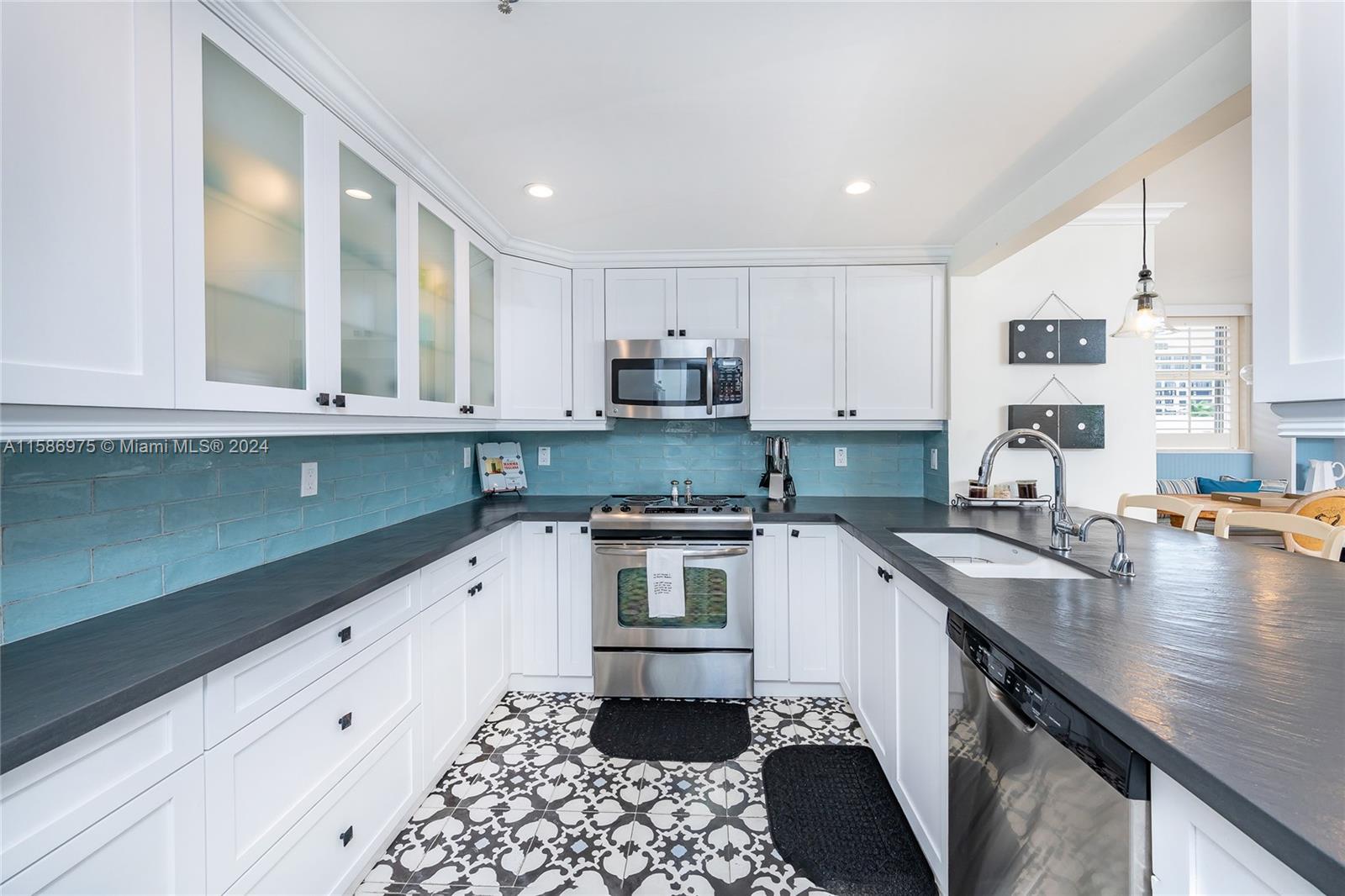 170 Ocean Lane Dr # 601