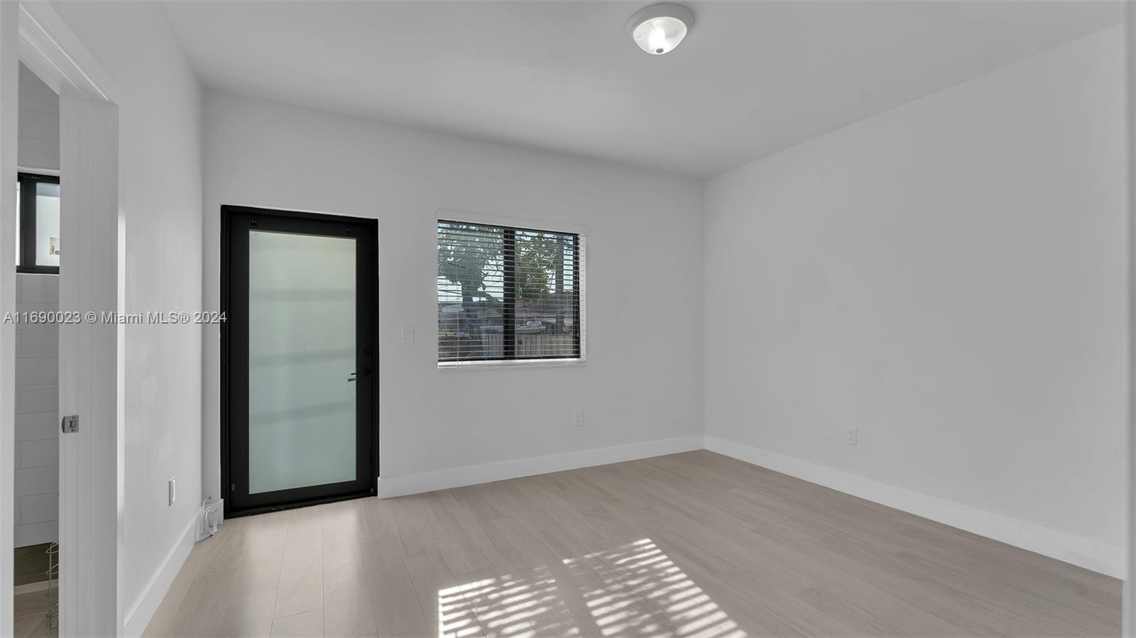 4821 E 9th Ln # 4821