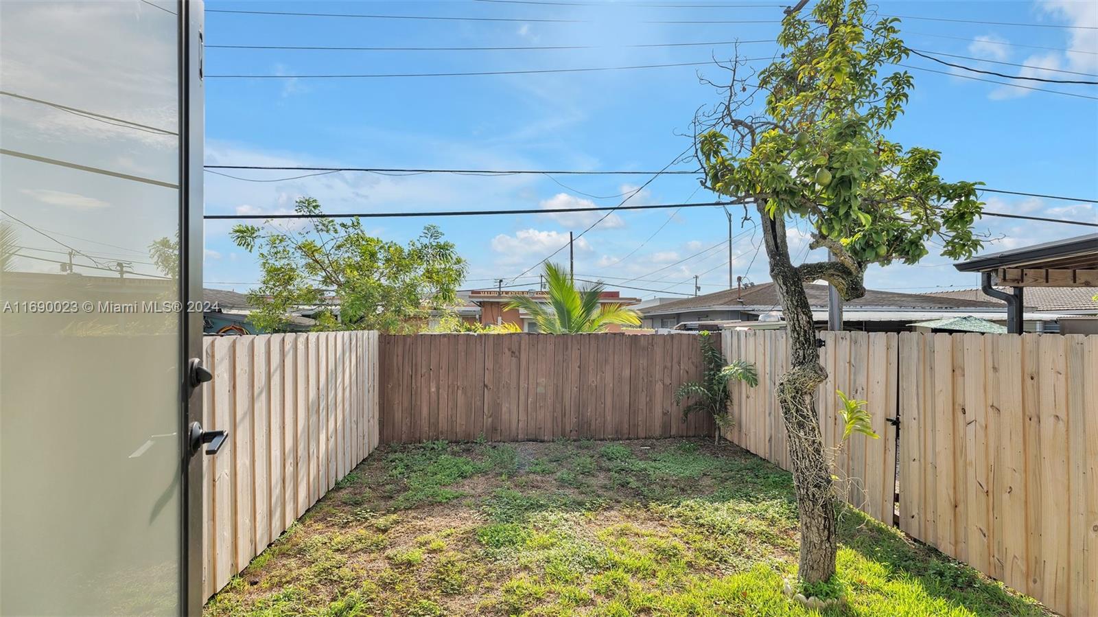 4821 E 9th Ln # 4821