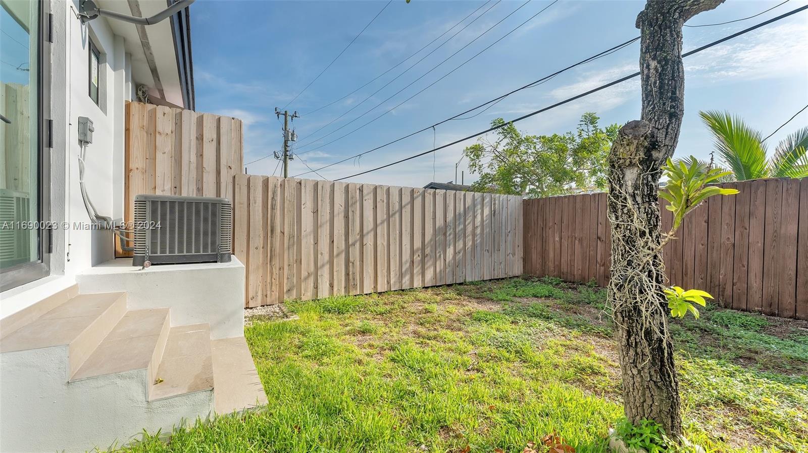 4821 E 9th Ln # 4821