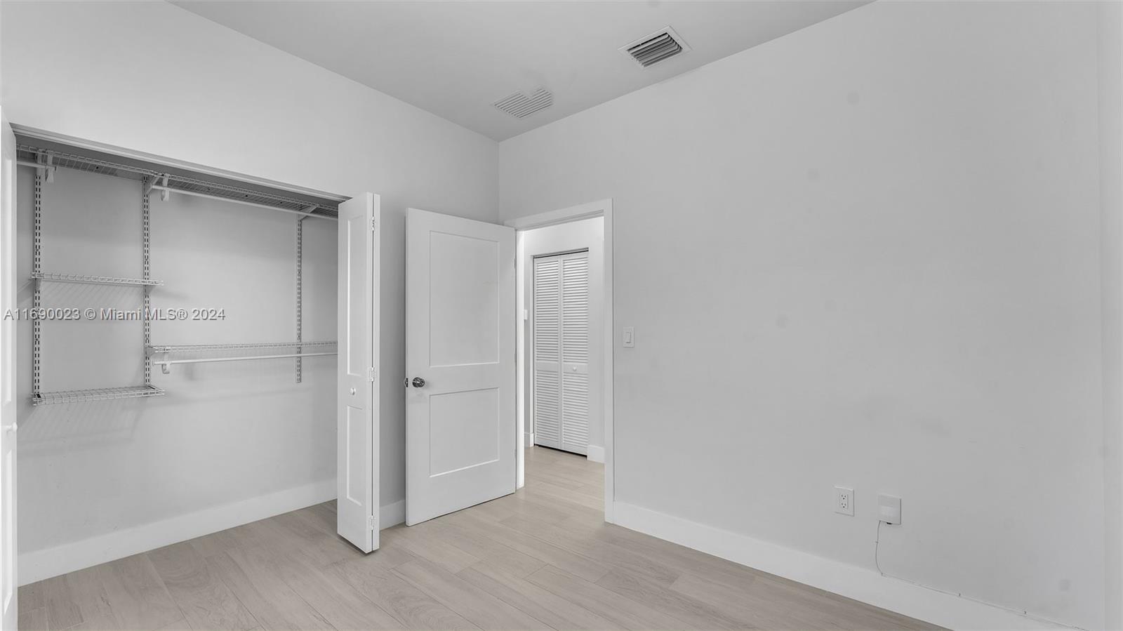 4821 E 9th Ln # 4821