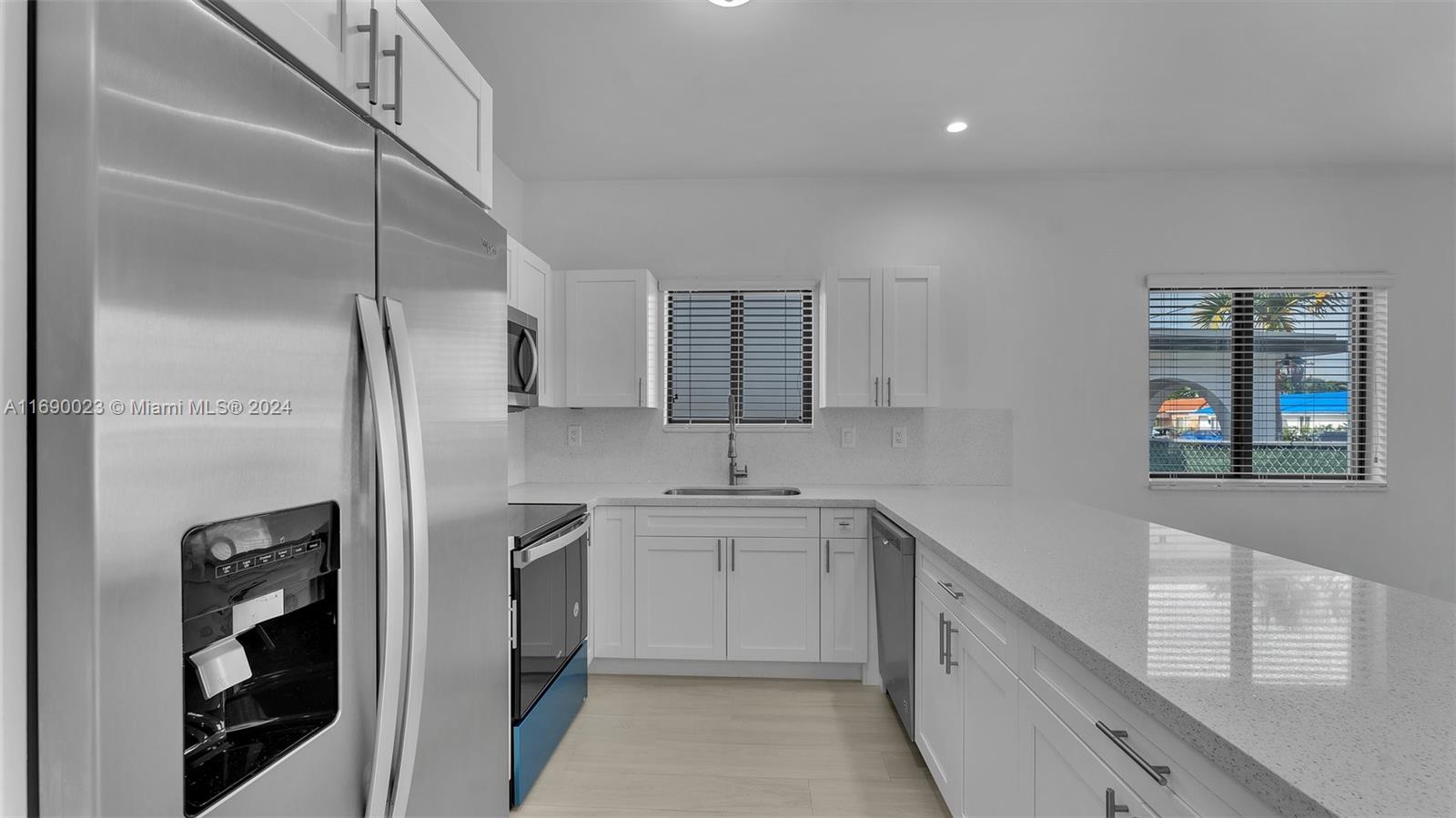 4821 E 9th Ln # 4821