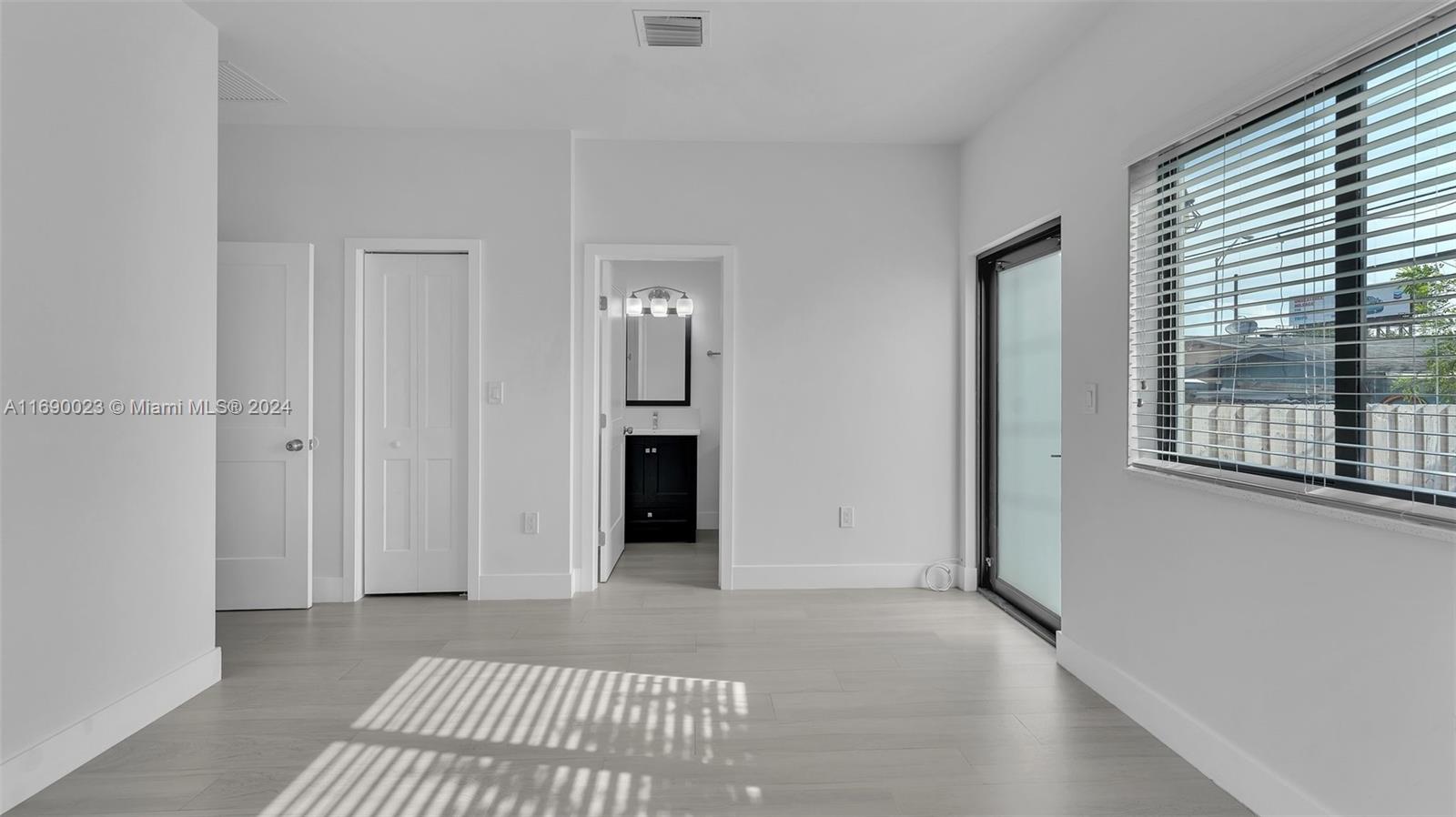 4821 E 9th Ln # 4821