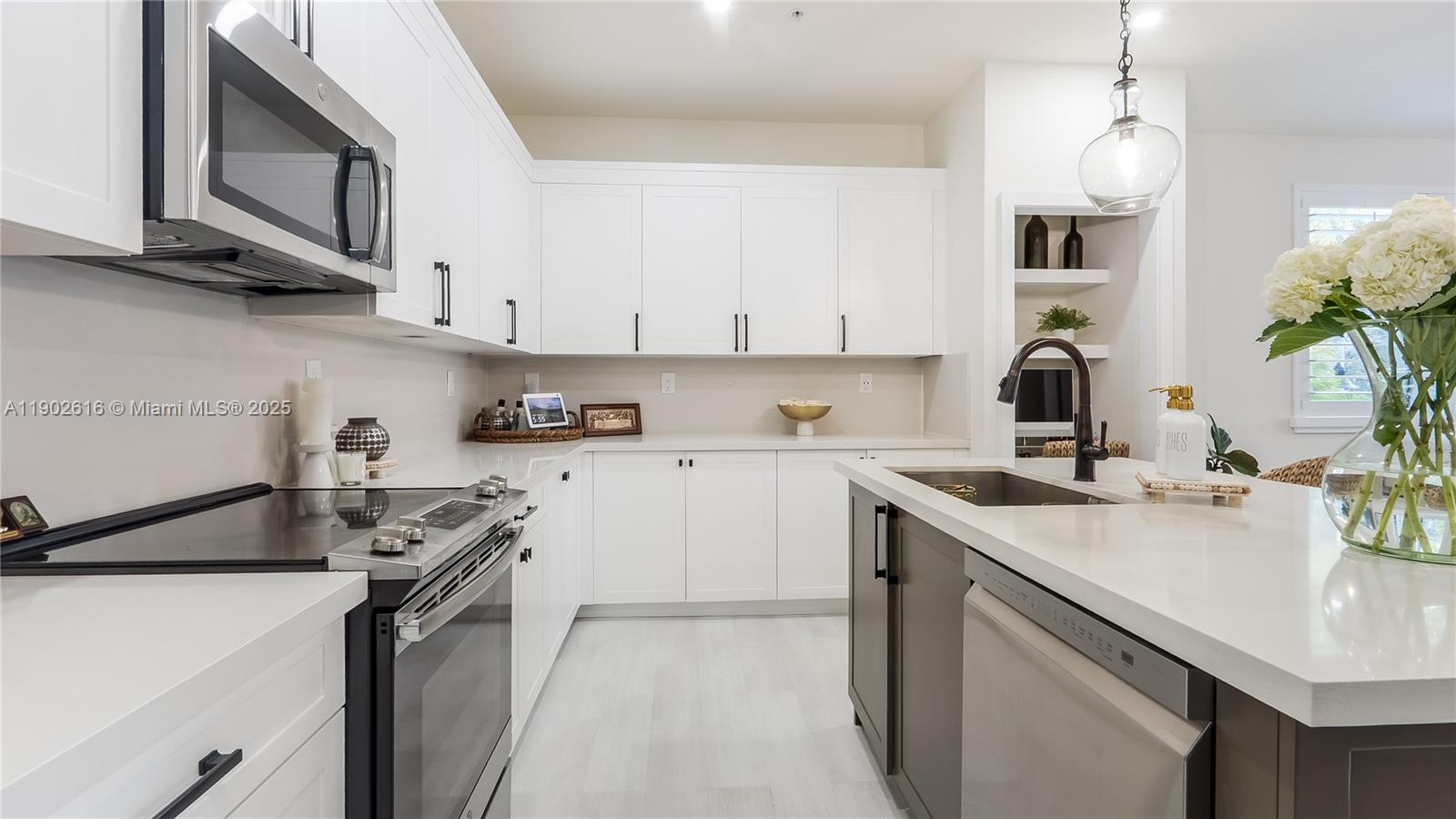 4741 NW 85th Ave, Doral