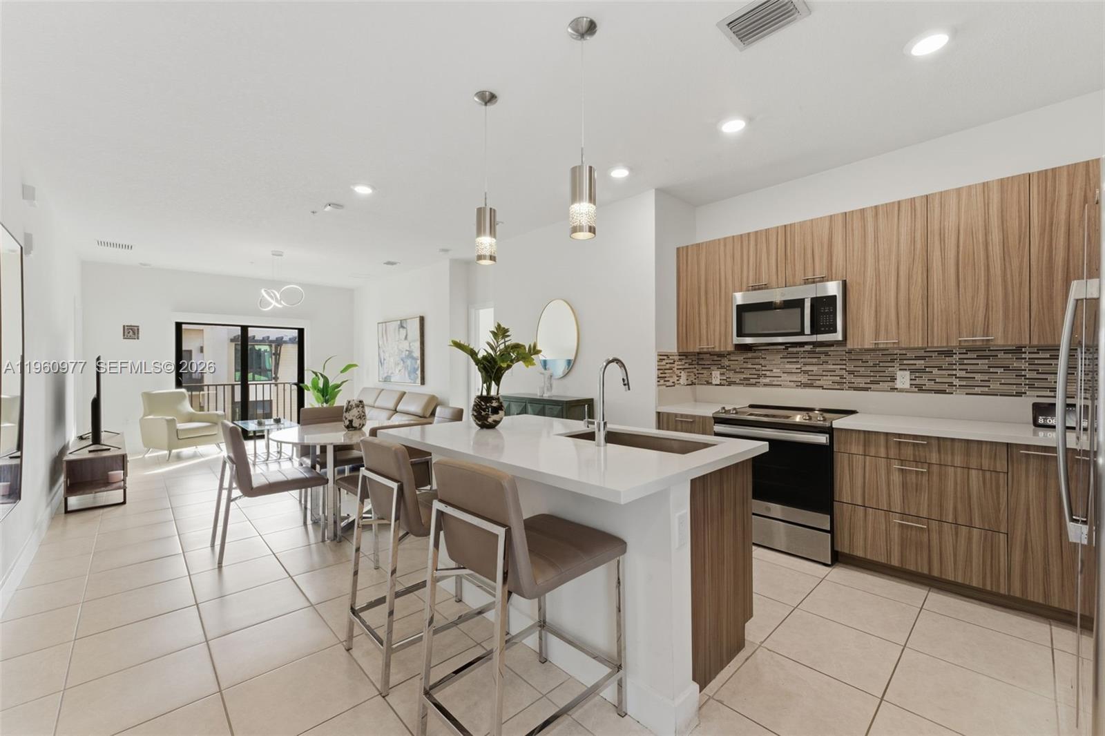 8301 NW 41st St # 407 Unit: B-407