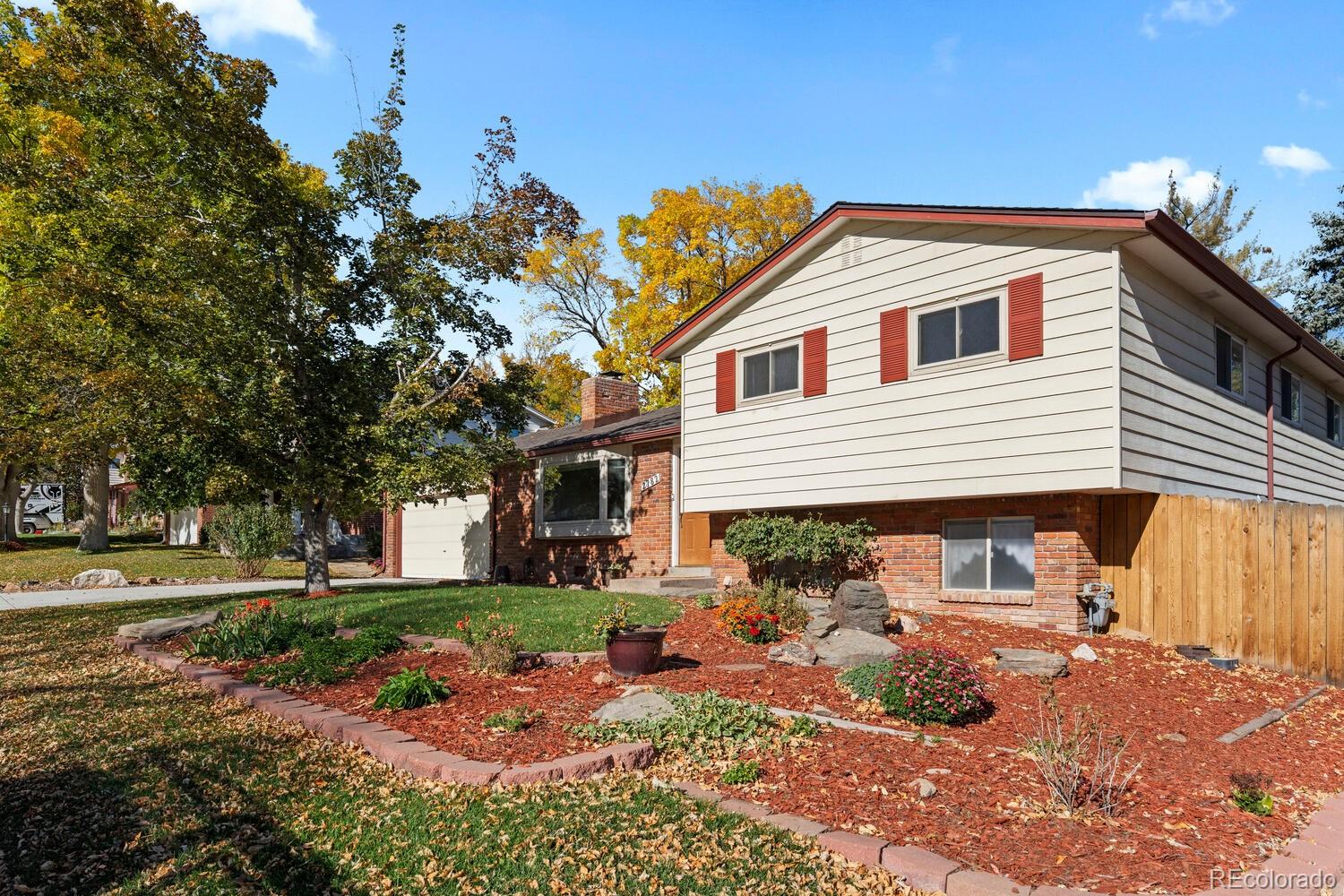 2782 S Fenton Street