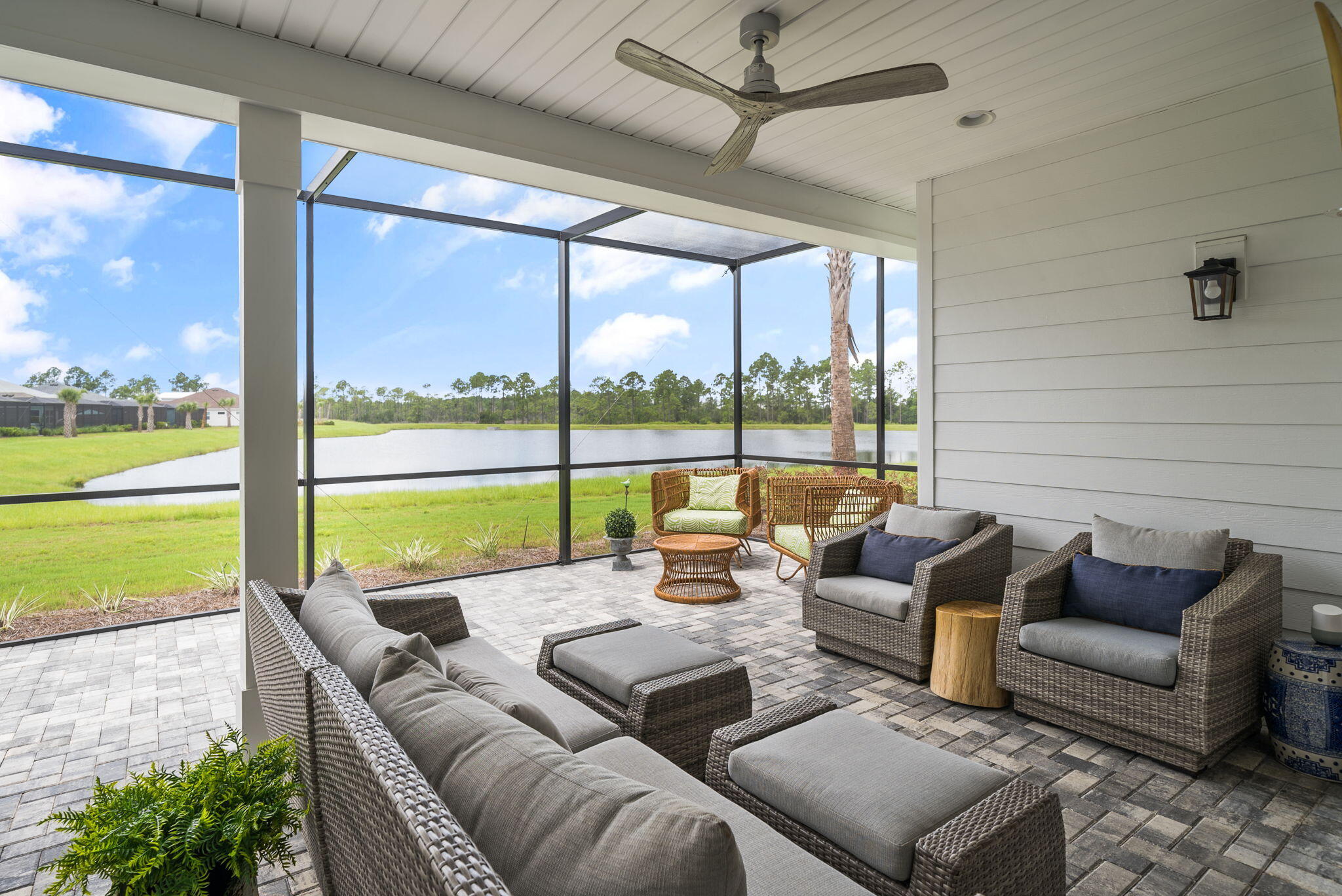 8799 Coral Reef Way
