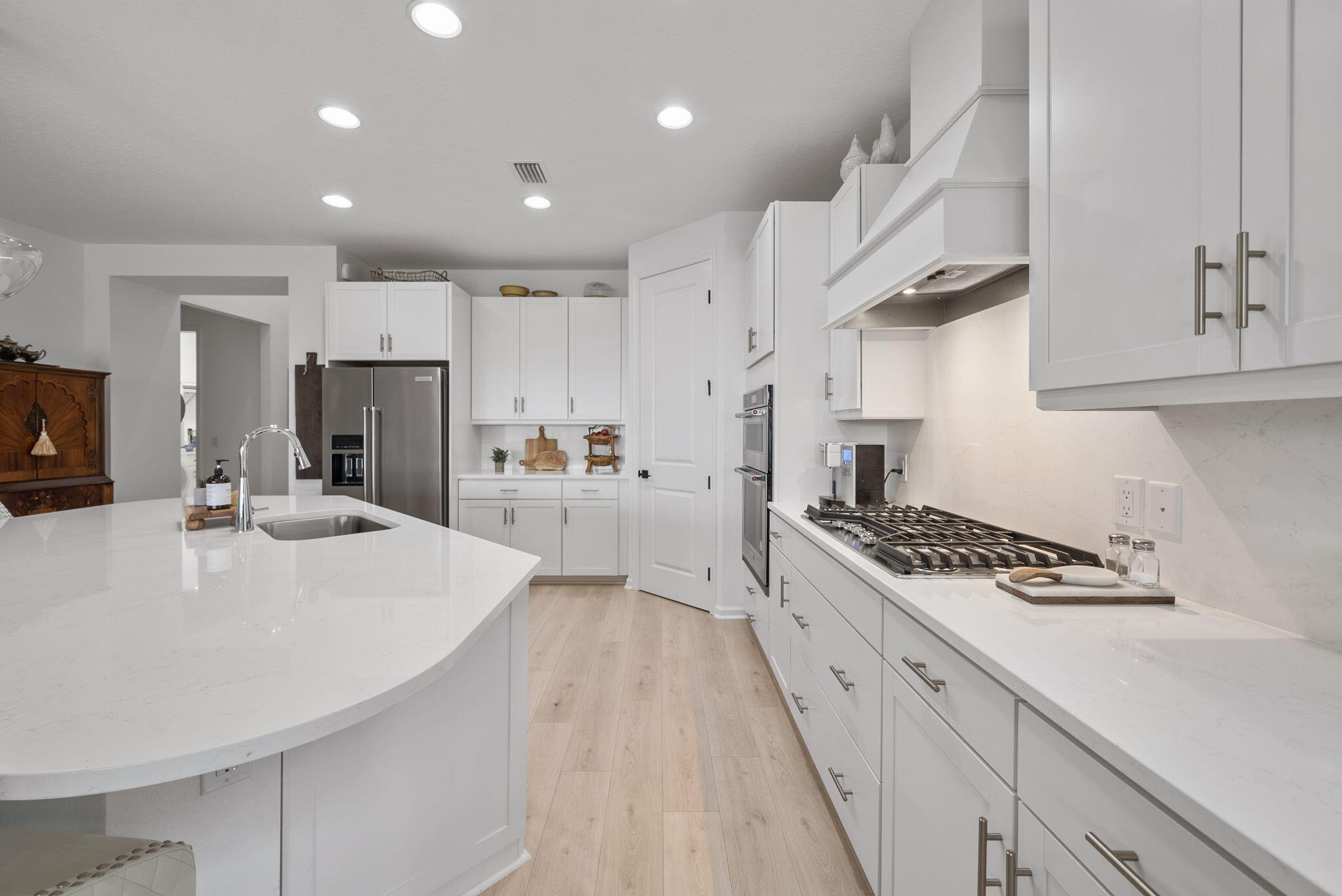 8799 Coral Reef Way