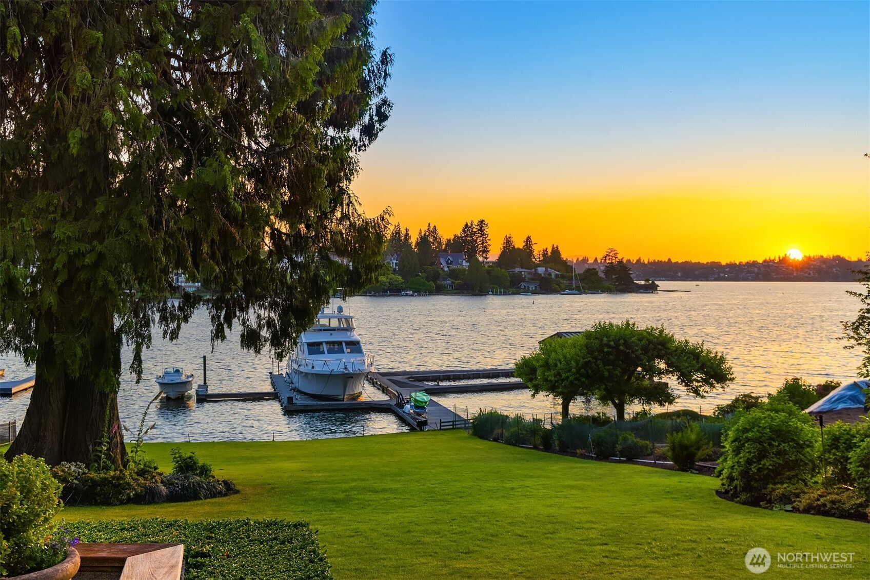 3611 Hunts Point Road