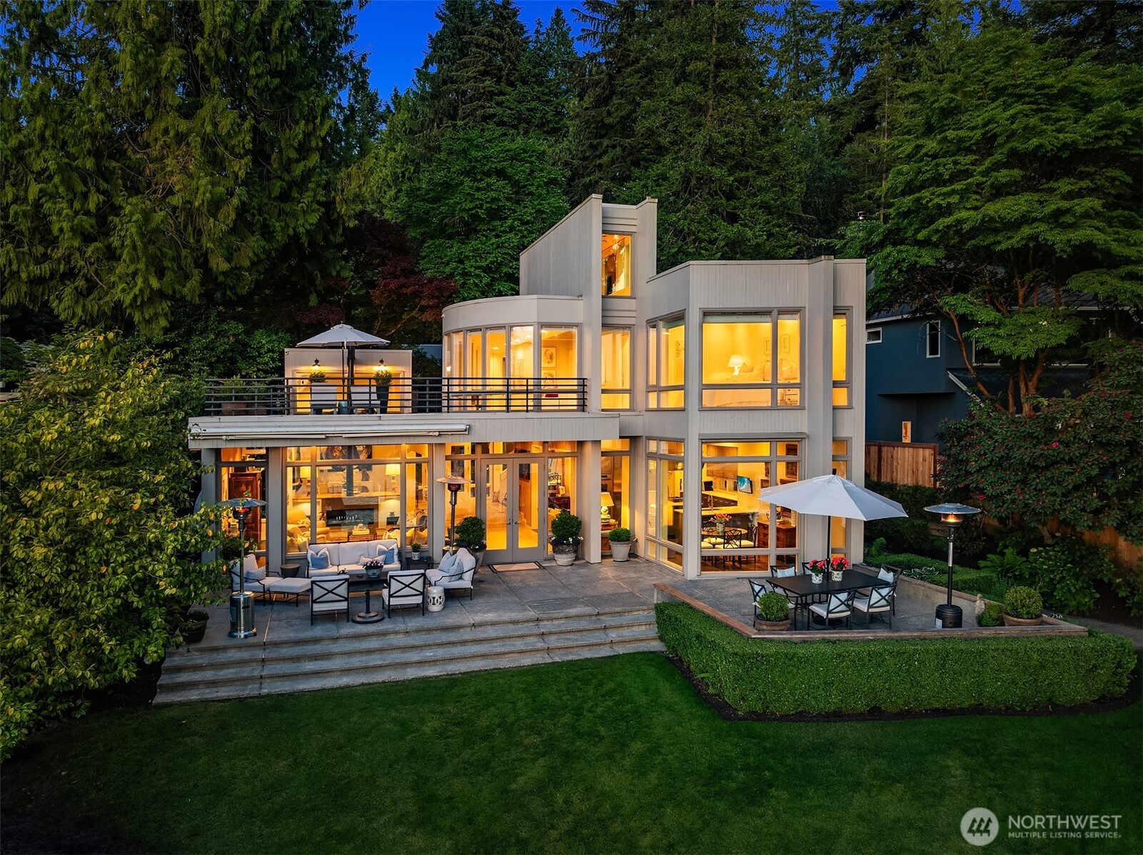 3611 Hunts Point Road