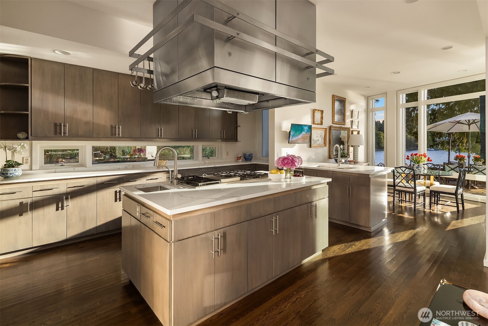 3611 Hunts Point Road