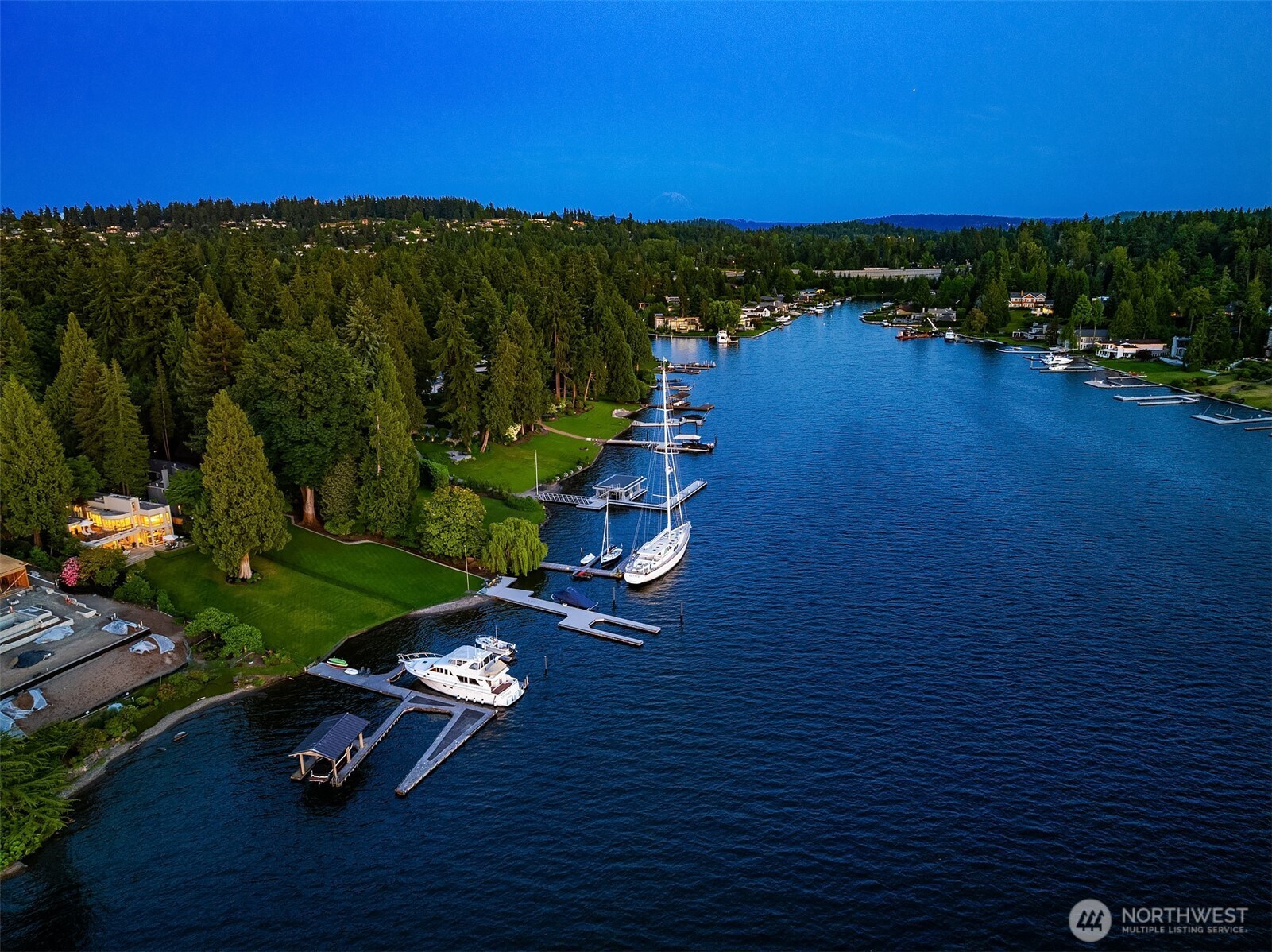 3611 Hunts Point Road