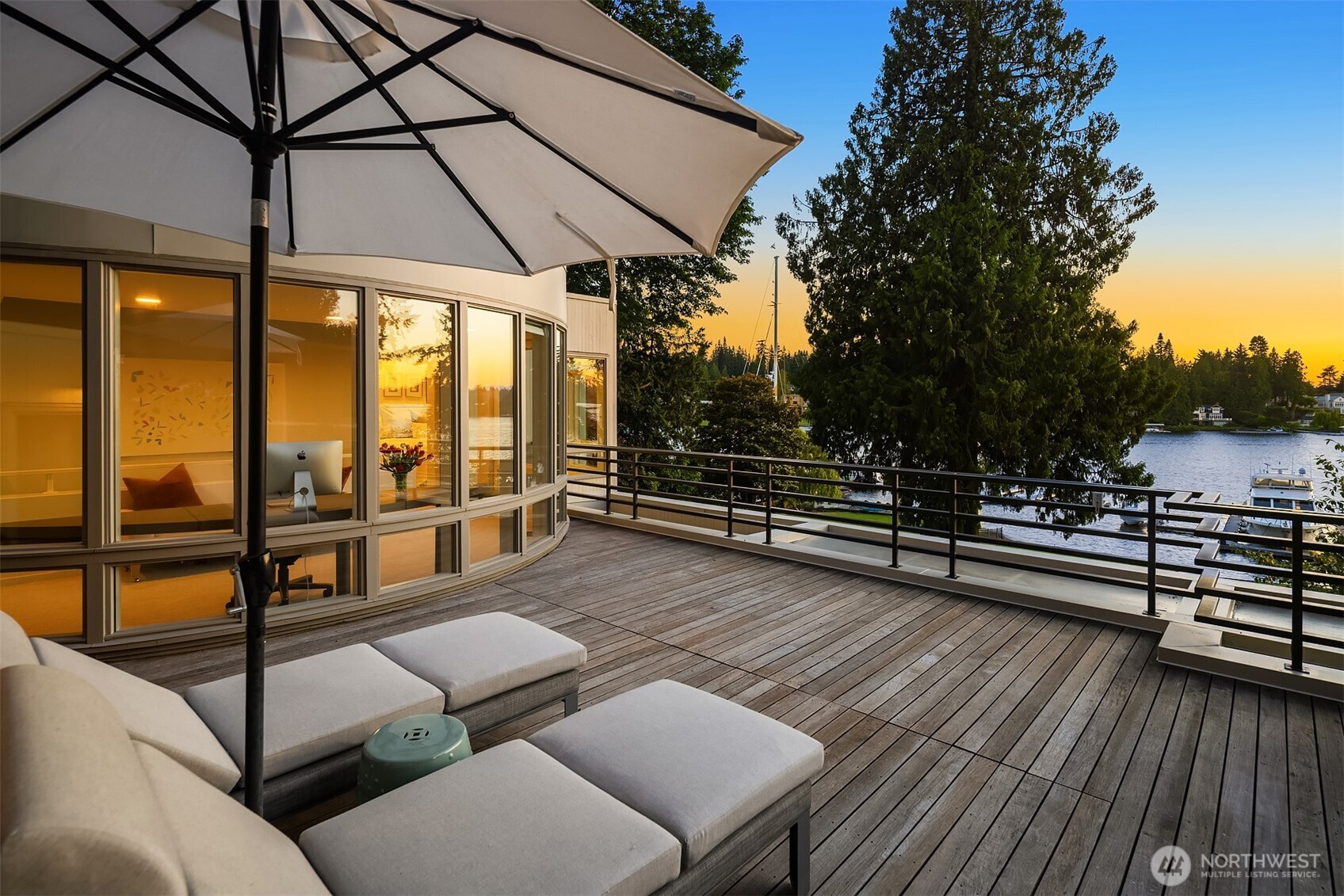 3611 Hunts Point Road