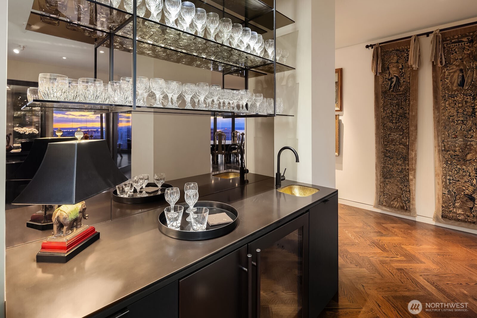 1301 Spring Street Unit: PH32