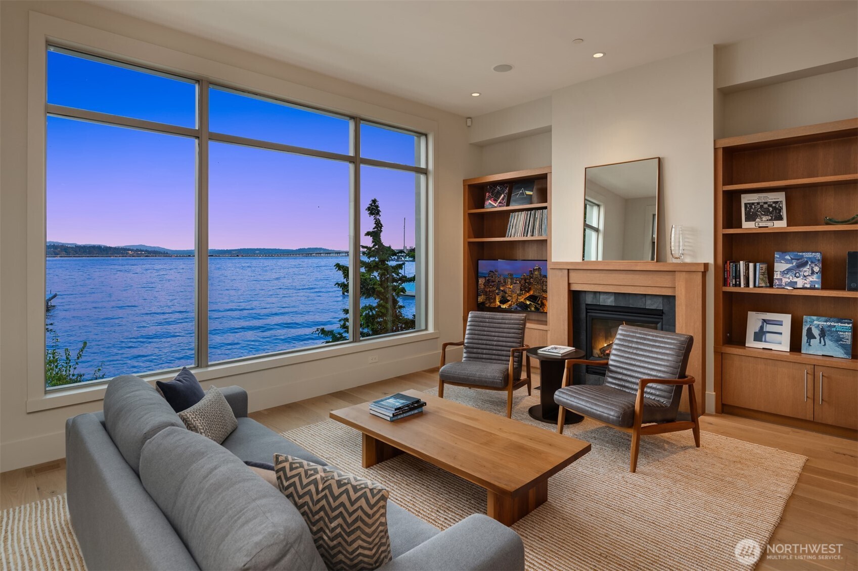 4911 NE Laurelcrest Lane