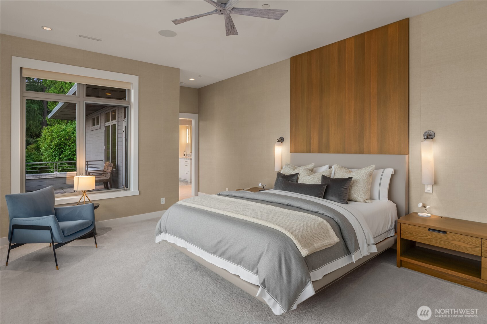 4911 NE Laurelcrest Lane