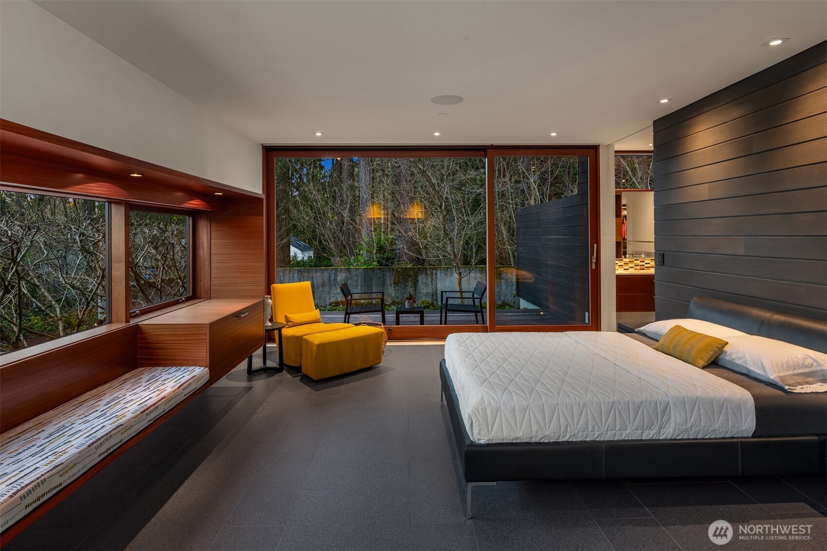 4445 140th Avenue NE