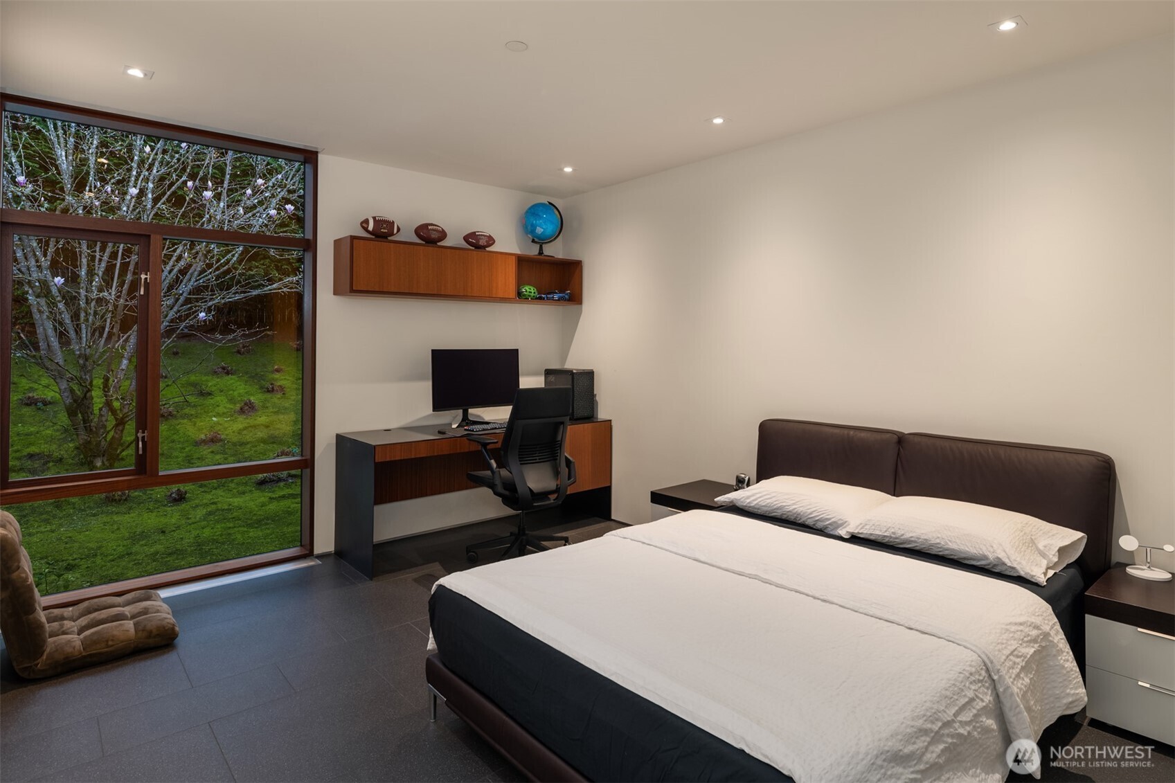 4445 140th Avenue NE