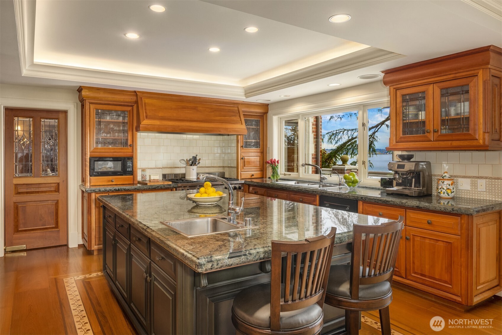 3038 E Laurelhurst Drive NE