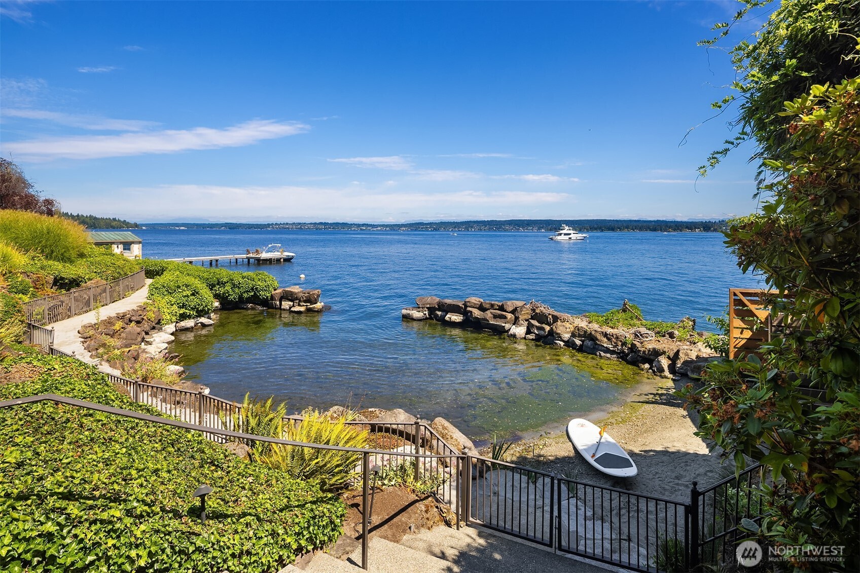3038 E Laurelhurst Drive NE