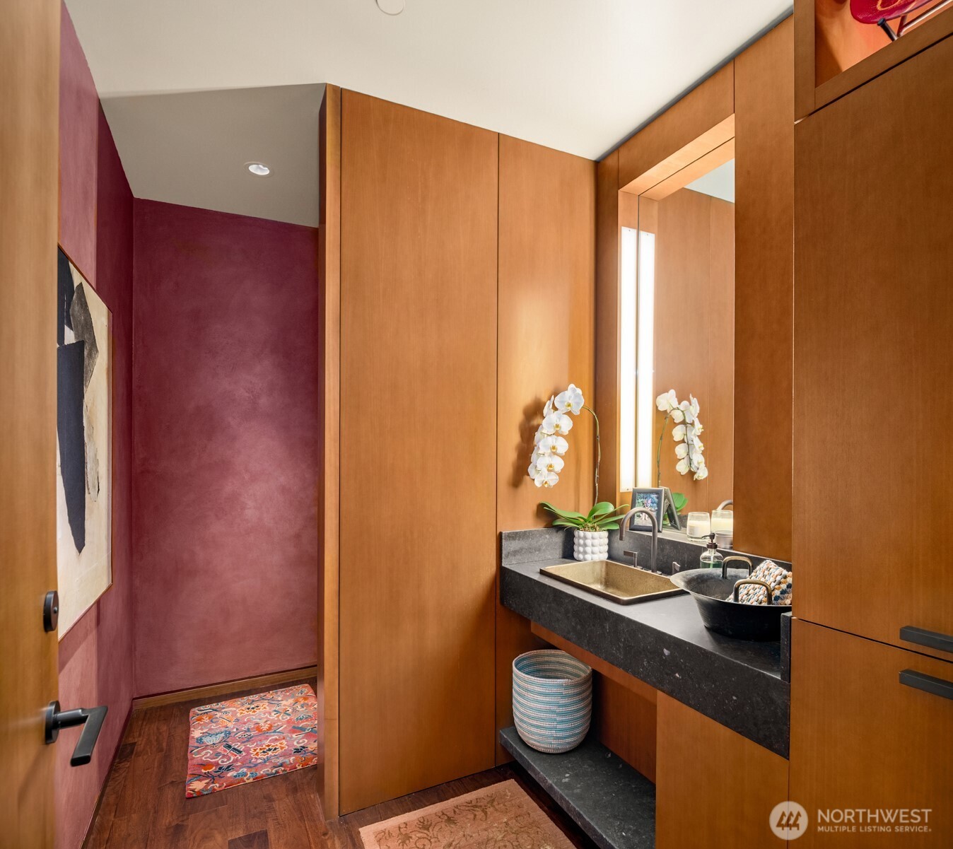 715 2nd Avenue Unit: 1504