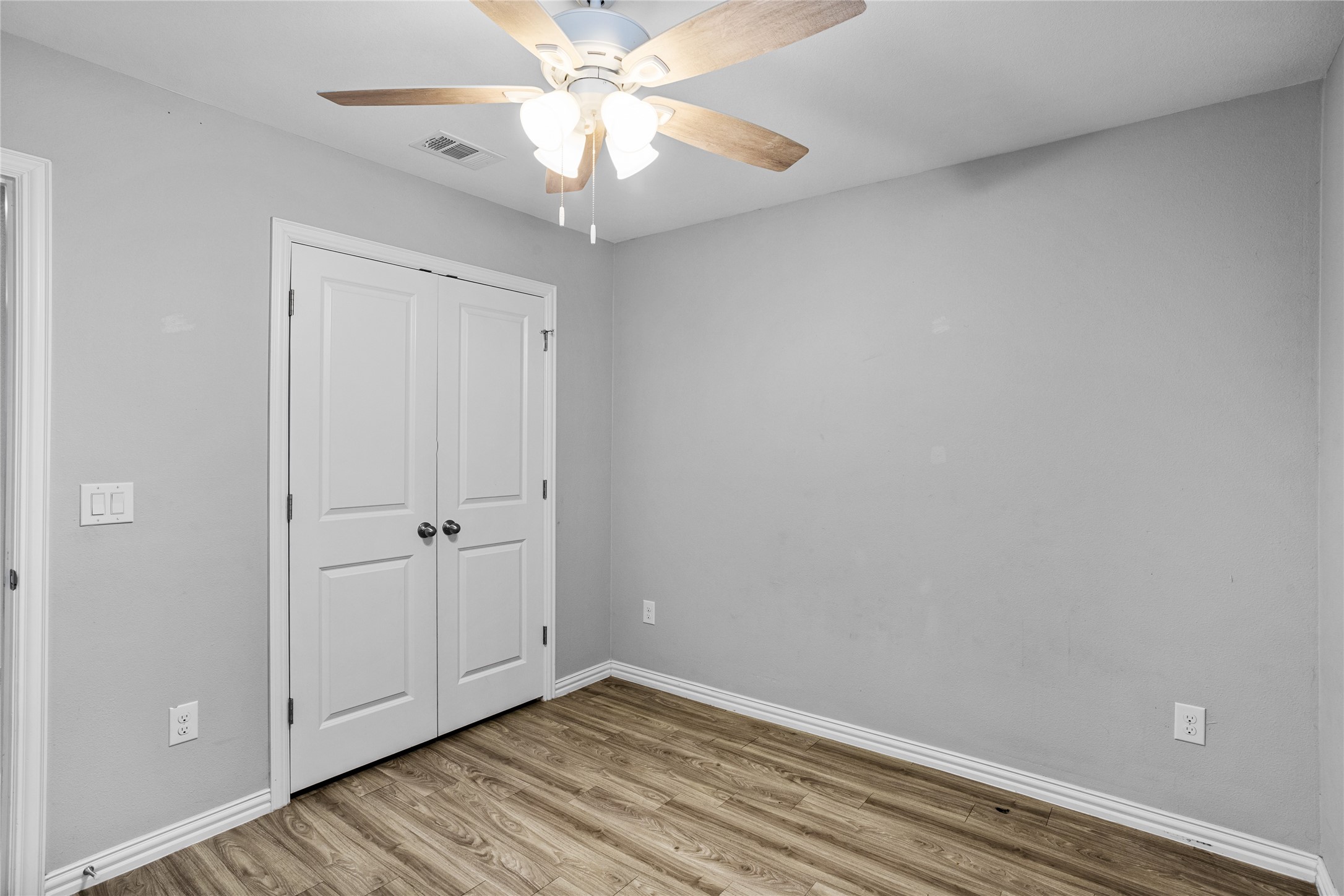 1 W Parnell Street