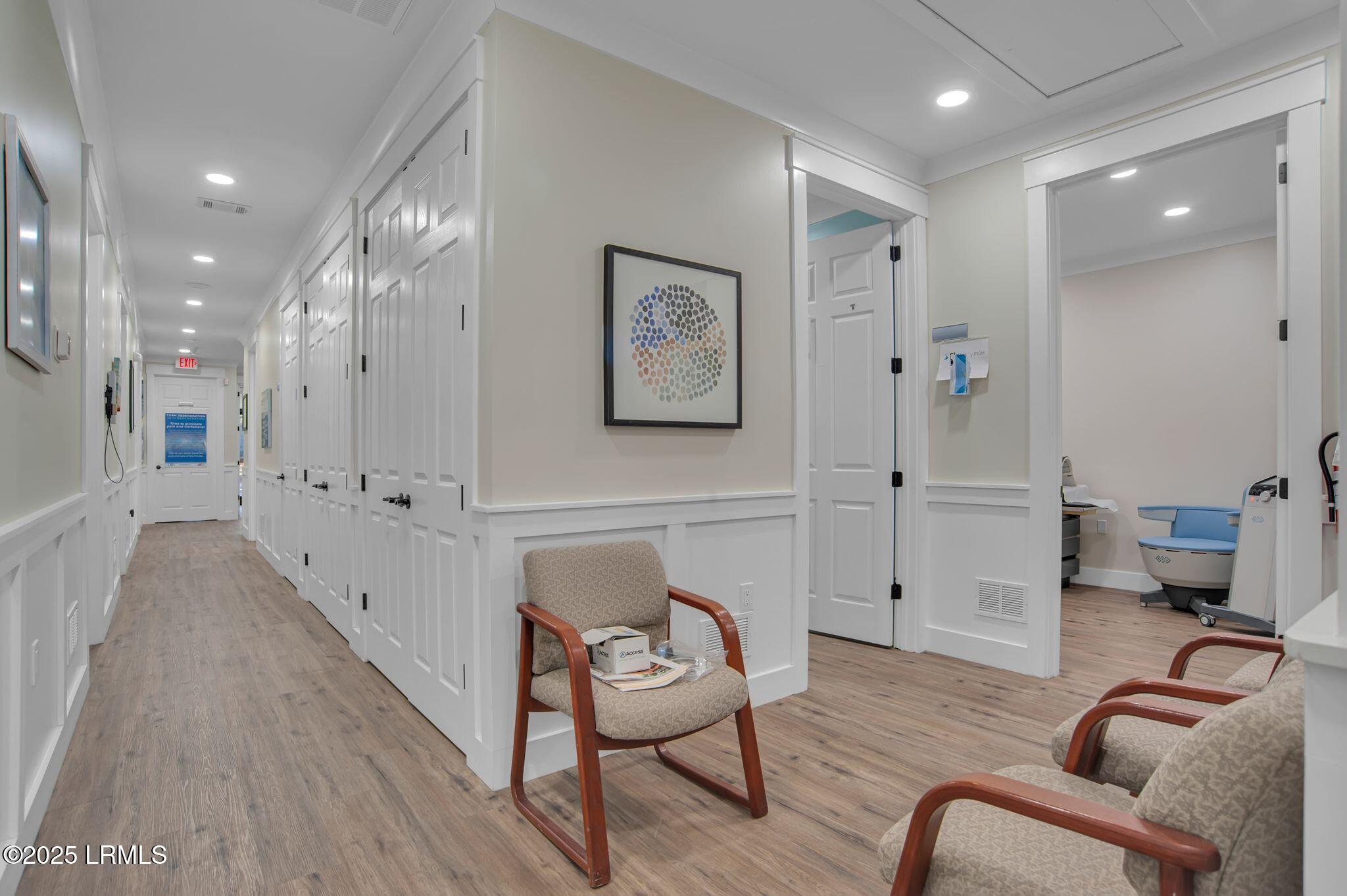 53 Persimmons Street, 105