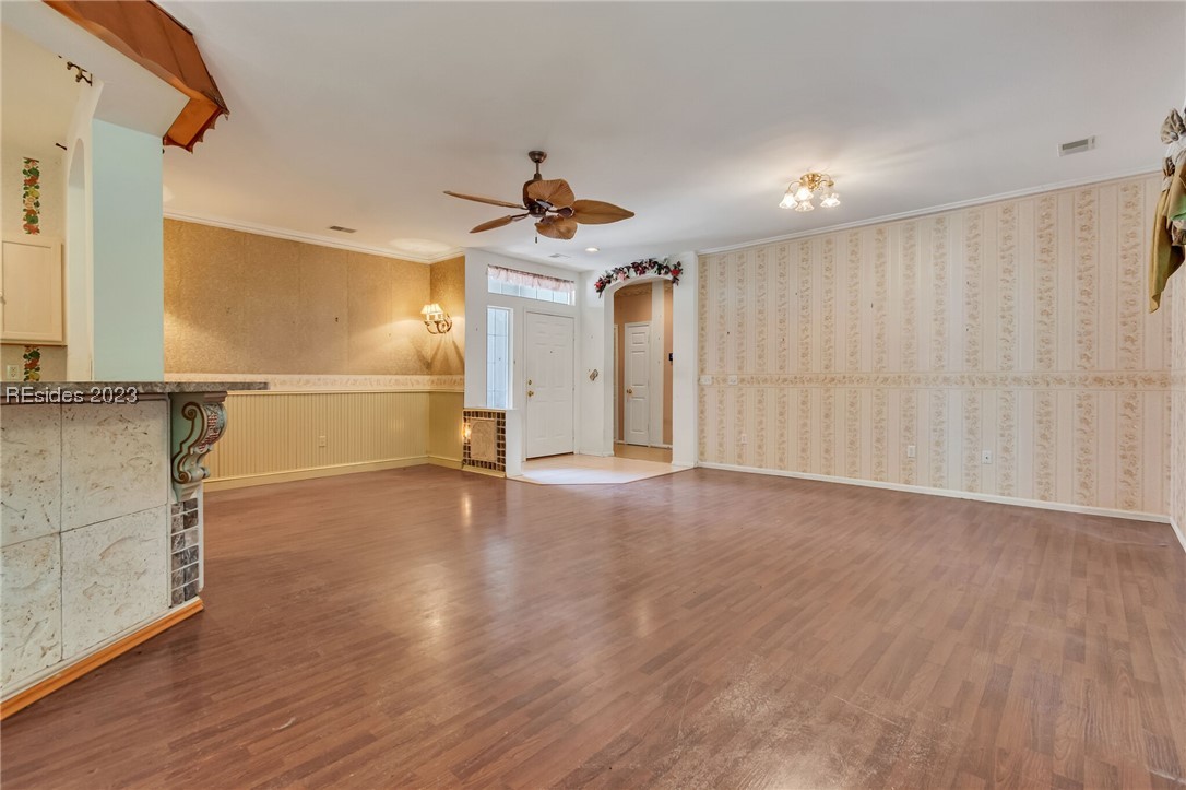 59 Hampton Circle