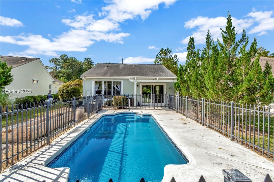 33 Darby Creek Court