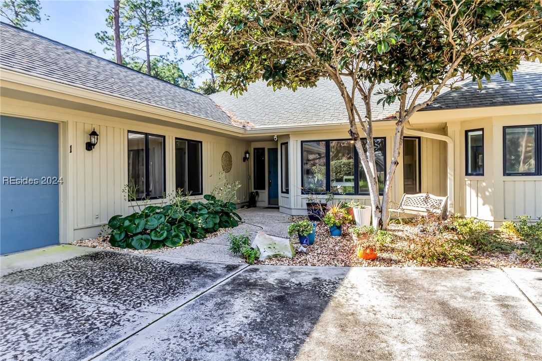 1 Purple Martin Lane