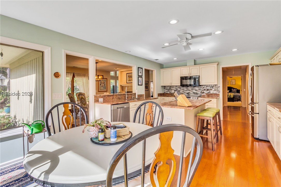 1 Purple Martin Lane