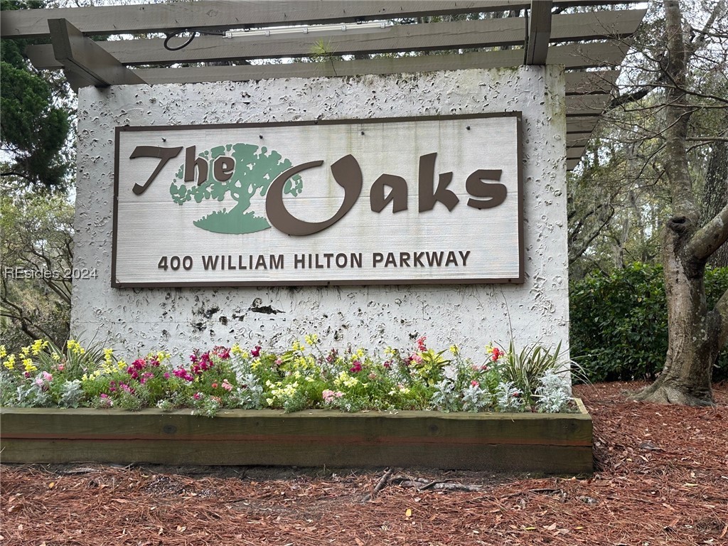 400 Wm Hilton Parkway 16