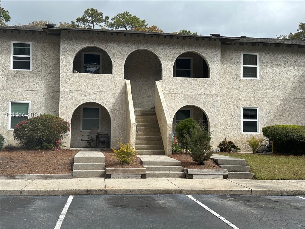 400 Wm Hilton Parkway 16