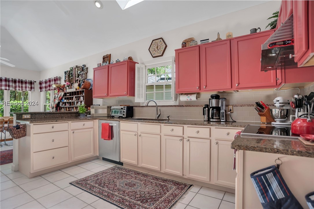 8 Windy Cove Court
