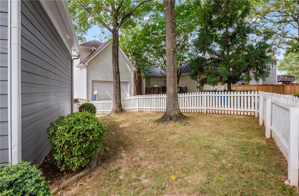 2149 Whittier Place NW