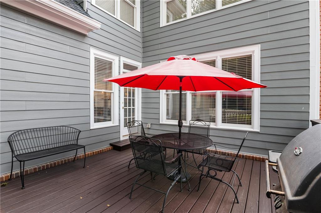 2149 Whittier Place NW