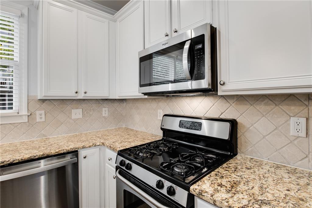 2149 Whittier Place NW