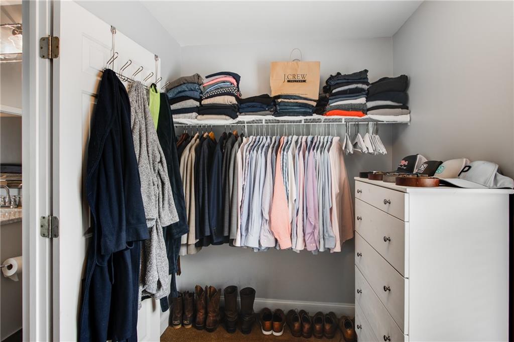 2149 Whittier Place NW