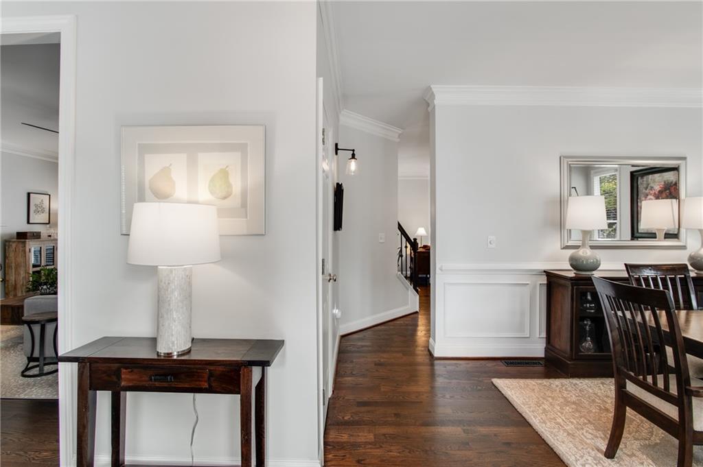 2149 Whittier Place NW