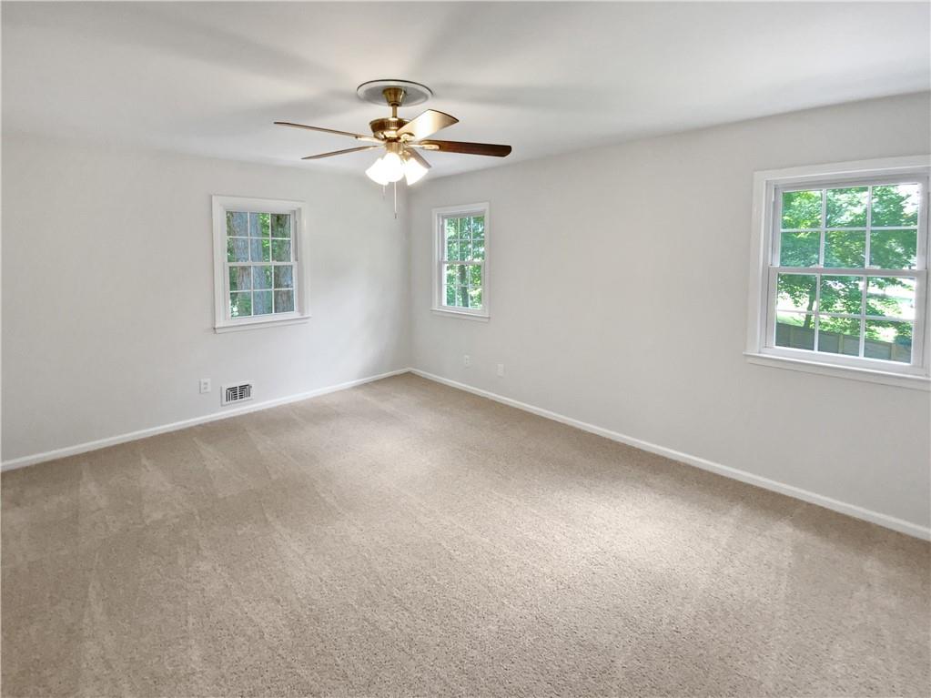 1215 Ridgefield Drive