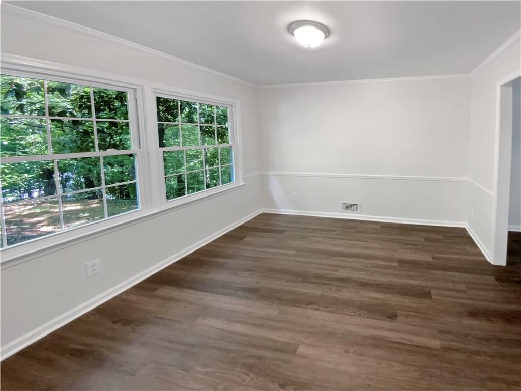 1215 Ridgefield Drive