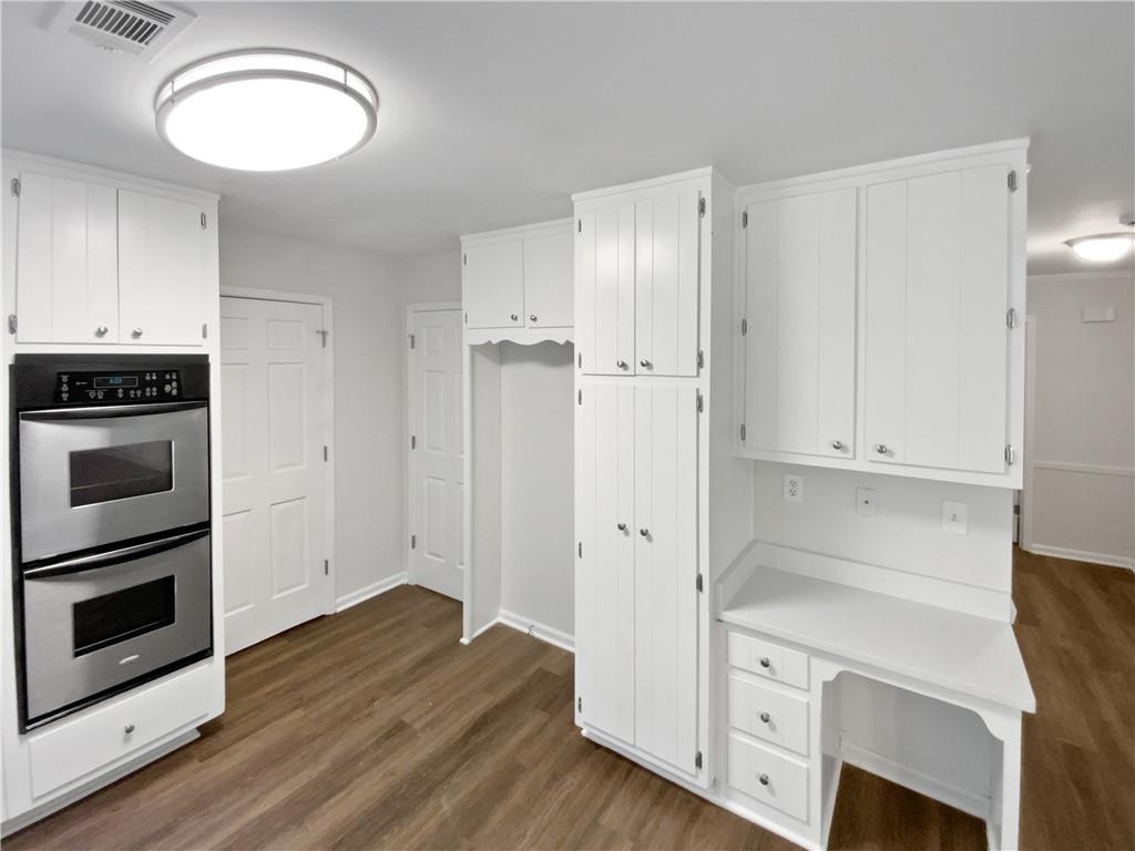 1215 Ridgefield Drive