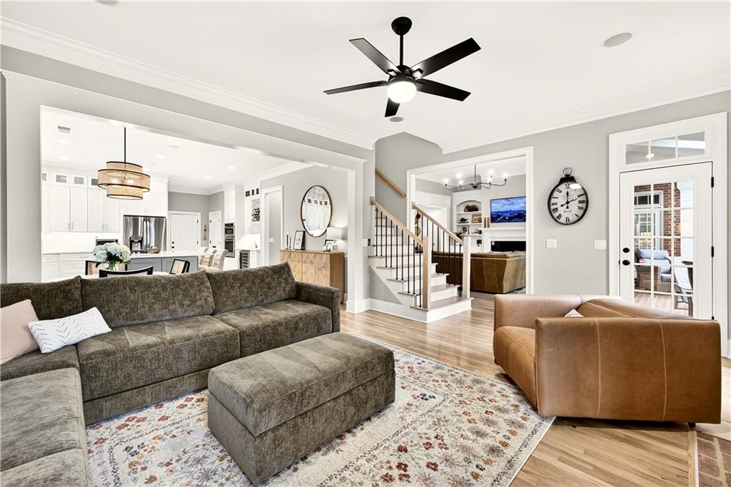 1168 Bellewood Square