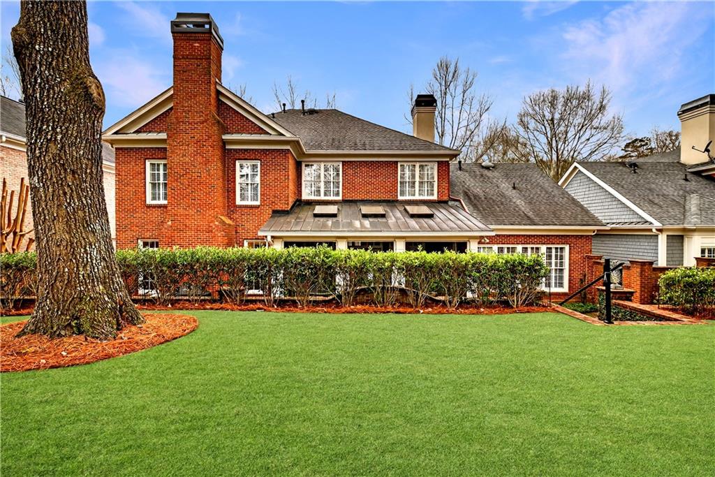 1168 Bellewood Square