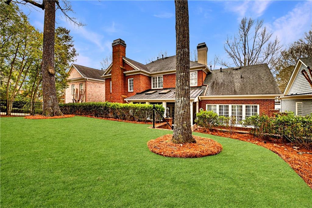 1168 Bellewood Square