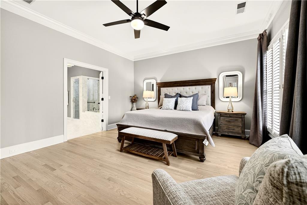 1168 Bellewood Square