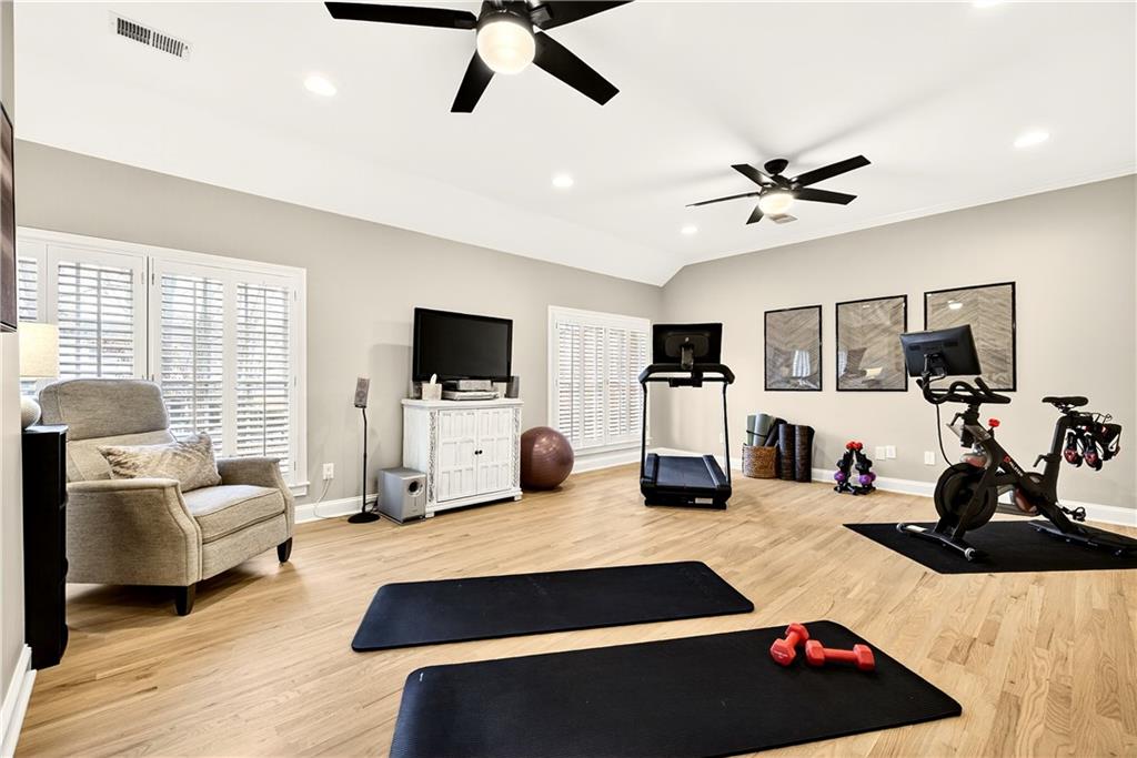 1168 Bellewood Square