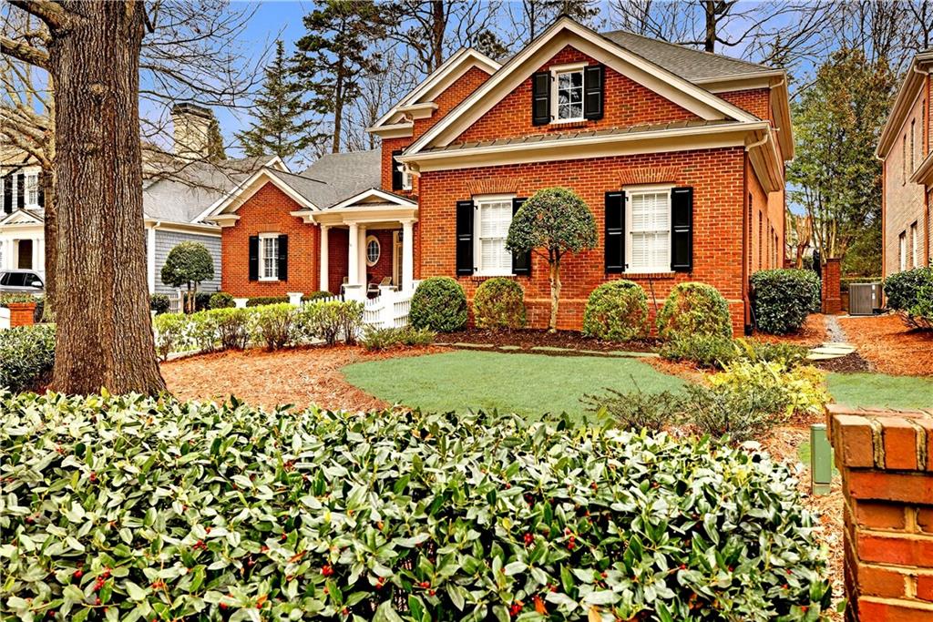 1168 Bellewood Square